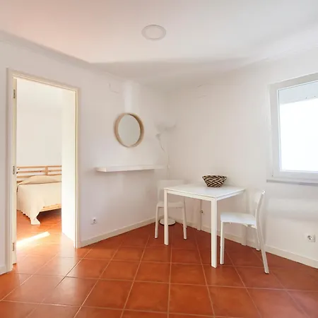 Apartment 2 Guest In The Center Of Alfama Lisbon